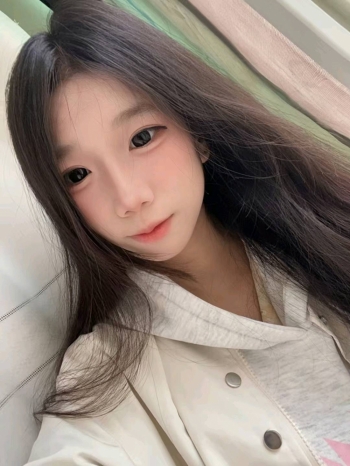 茹茹不小心的照片