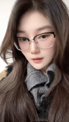 茹偌初见的照片