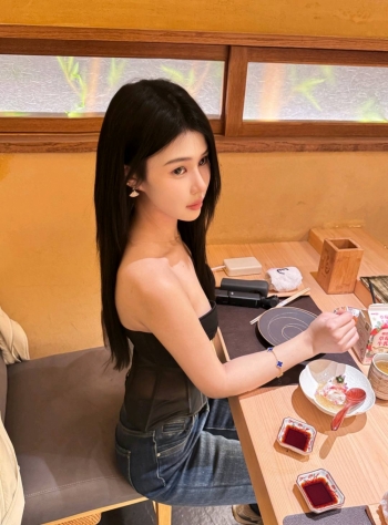 茶艺师小雨的照片