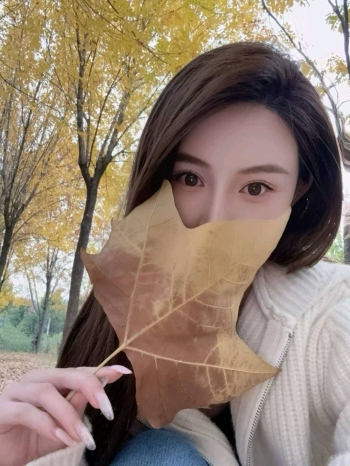 冬季女孩的照片