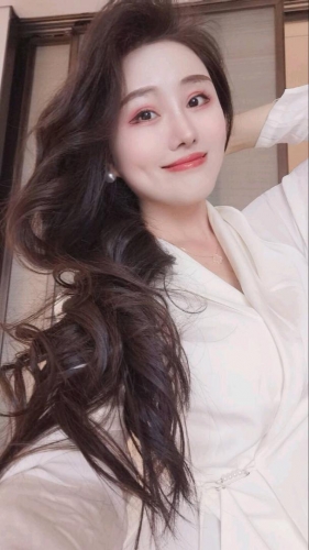 国富论Estelle的照片