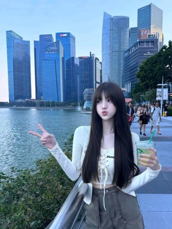 萤火冷的照片
