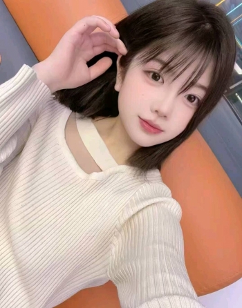 小菡1的照片