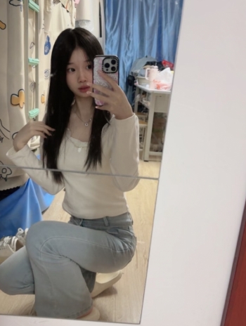 草莓啵啵啵的照片
