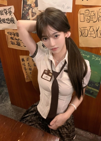 兰蓝的照片