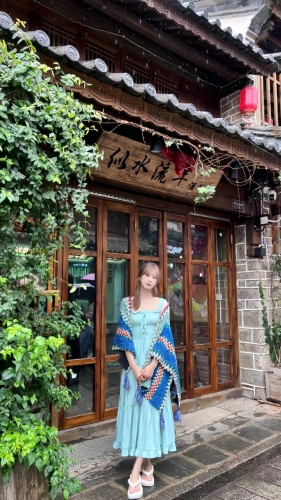 静噢静的照片