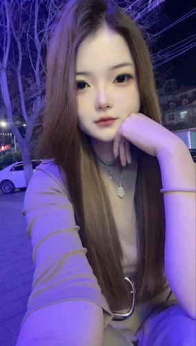 优雅姑娘的照片