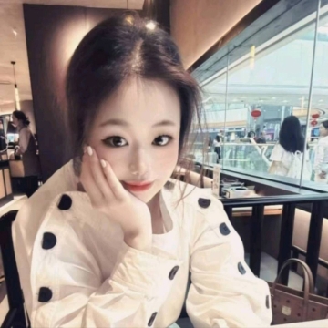 妮妮nrt的照片