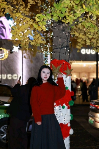 老师也疯狂的照片