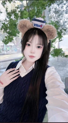 纹身师琳琳的照片
