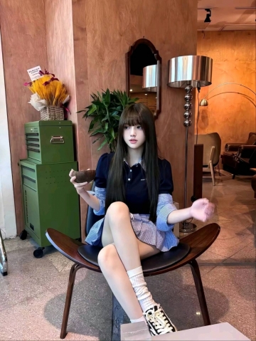 萤火冷的照片