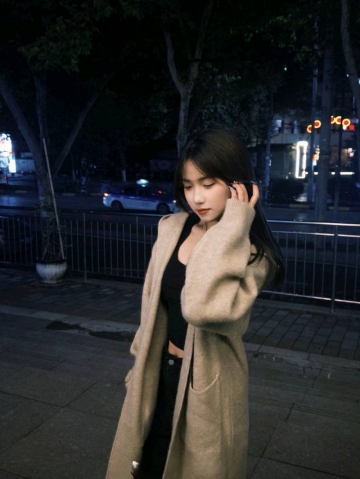 小小酥梨的照片