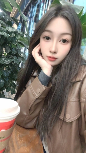 土家姑娘的照片