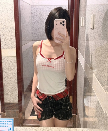 乌梅子一酱的照片
