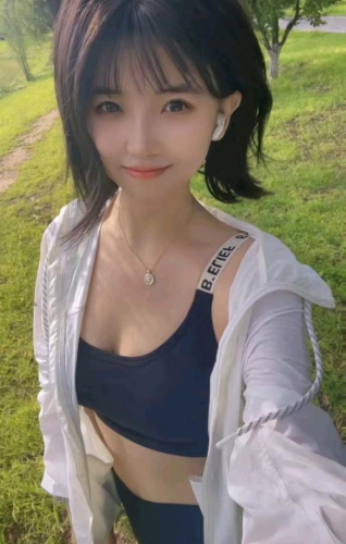 草莓超甜的照片