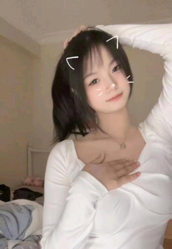 曲肖冰的照片