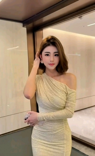 于彤的照片