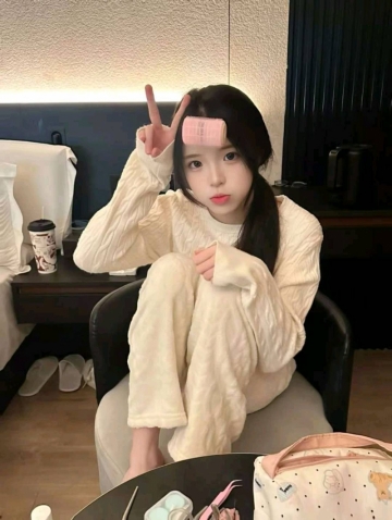 淡若清清的照片