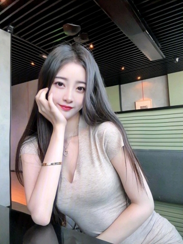 白鹿l的照片