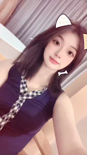 不爱吃香菜的佳佳的照片