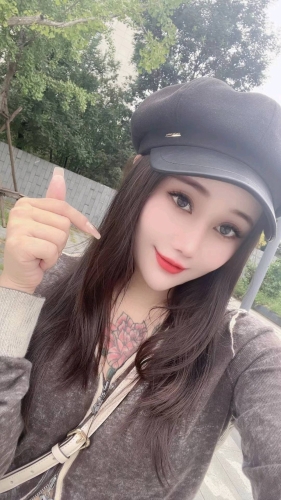 楚楚可怜的照片
