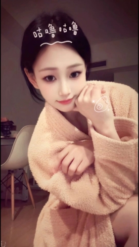 爱琳琳的照片