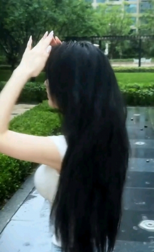 于彤的照片