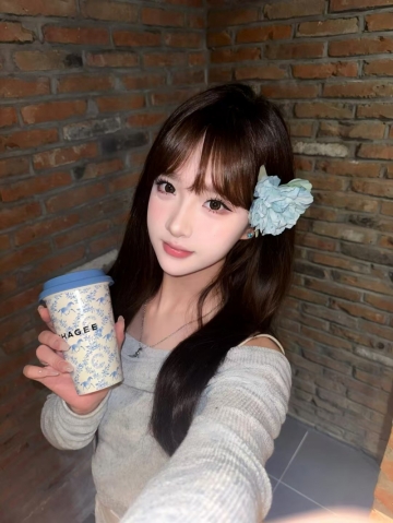 小晴老师的照片