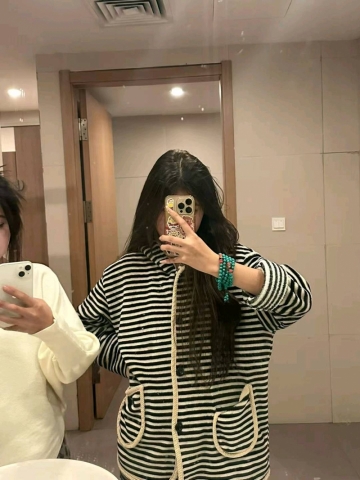 小看看可以吗的照片