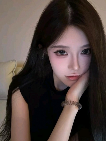 爱吃香菜8754的照片
