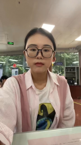 草莓牛奶的照片