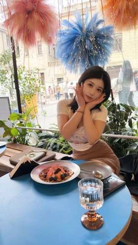 是小安安的照片