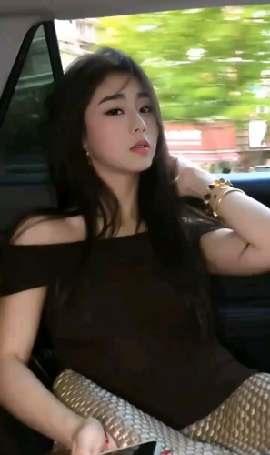 于彤的照片
