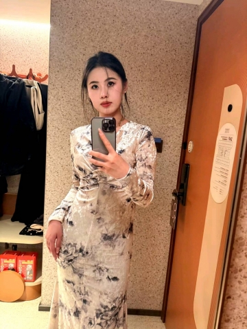 不爱吃香菜的小美的照片