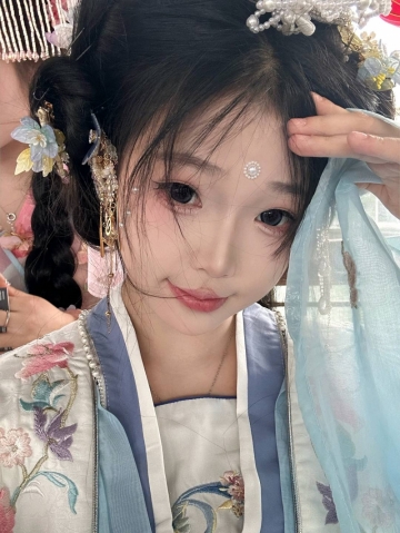 嘻哆哆的照片