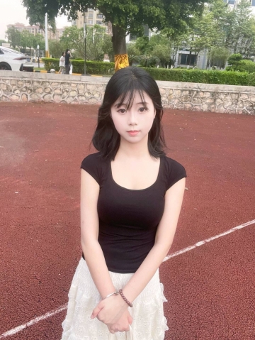 小果莉的照片