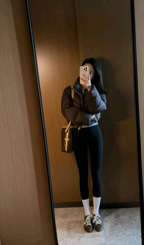 6于9的故事的照片