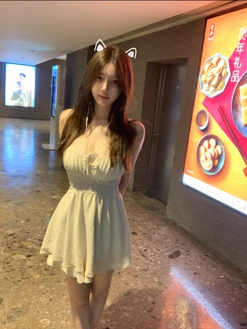 猫系女友的照片