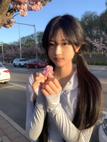 小雨饱饱的照片