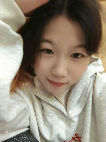 青青子衿.的照片