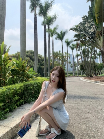 猫系女友的照片