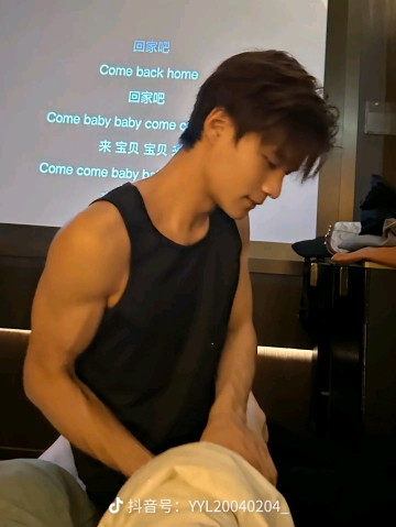 杭州180男按师的照片