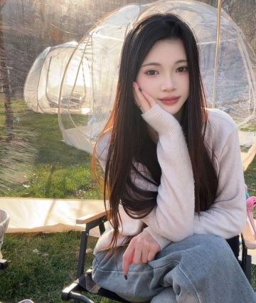 小羊羔不乖的照片