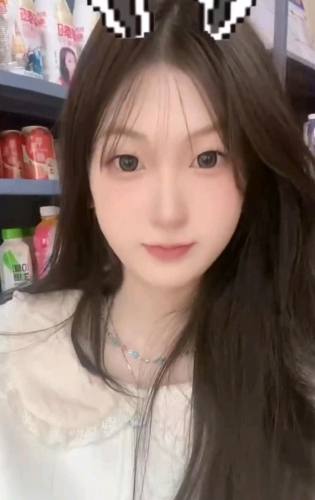 梦梦在无聊的照片