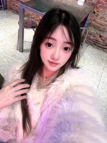 芯芯1的照片