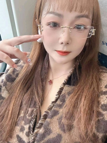 野猫艾杉的照片