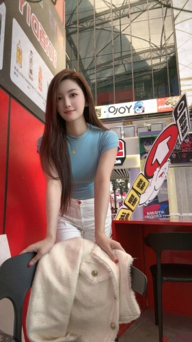 凌琳的照片