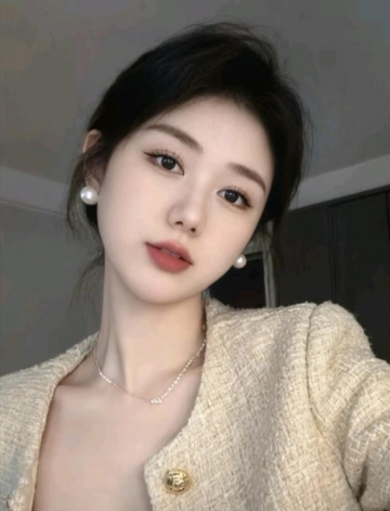 小草如鸢的照片