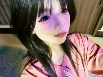 李咳咳的照片