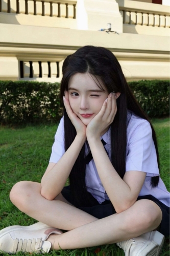 敬业的小秘书的照片